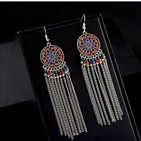 Jewelry - 🎁GIFTED🎁 🆕 Red/Blue Boho Drop Long Earrings